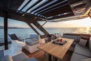 FerrettiYachts720Cruising_0011_40875